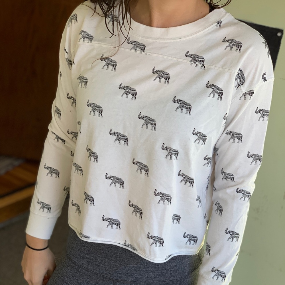Cute elephant print tee